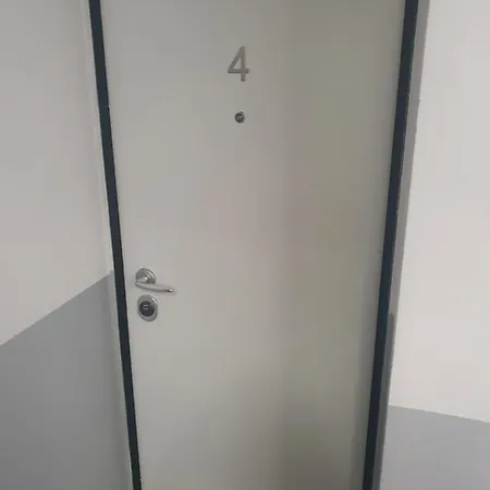Curti Granda Πανσιόν 3*