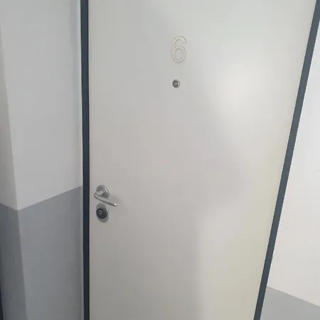 Curti Granda Πανσιόν Rescaldina
